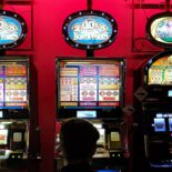 Lurking Slot Machines - Does It Really Work & Is It Legal?